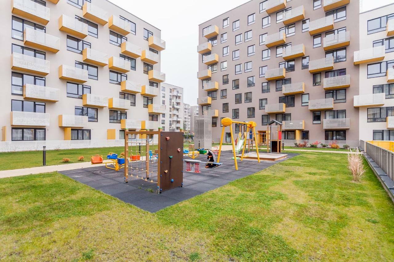 Butas 1 Near Center With A Roof Terrace And Parking